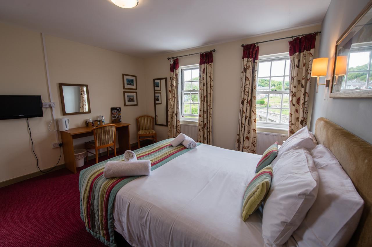 Monachty Hotel Aberaeron Exterior foto